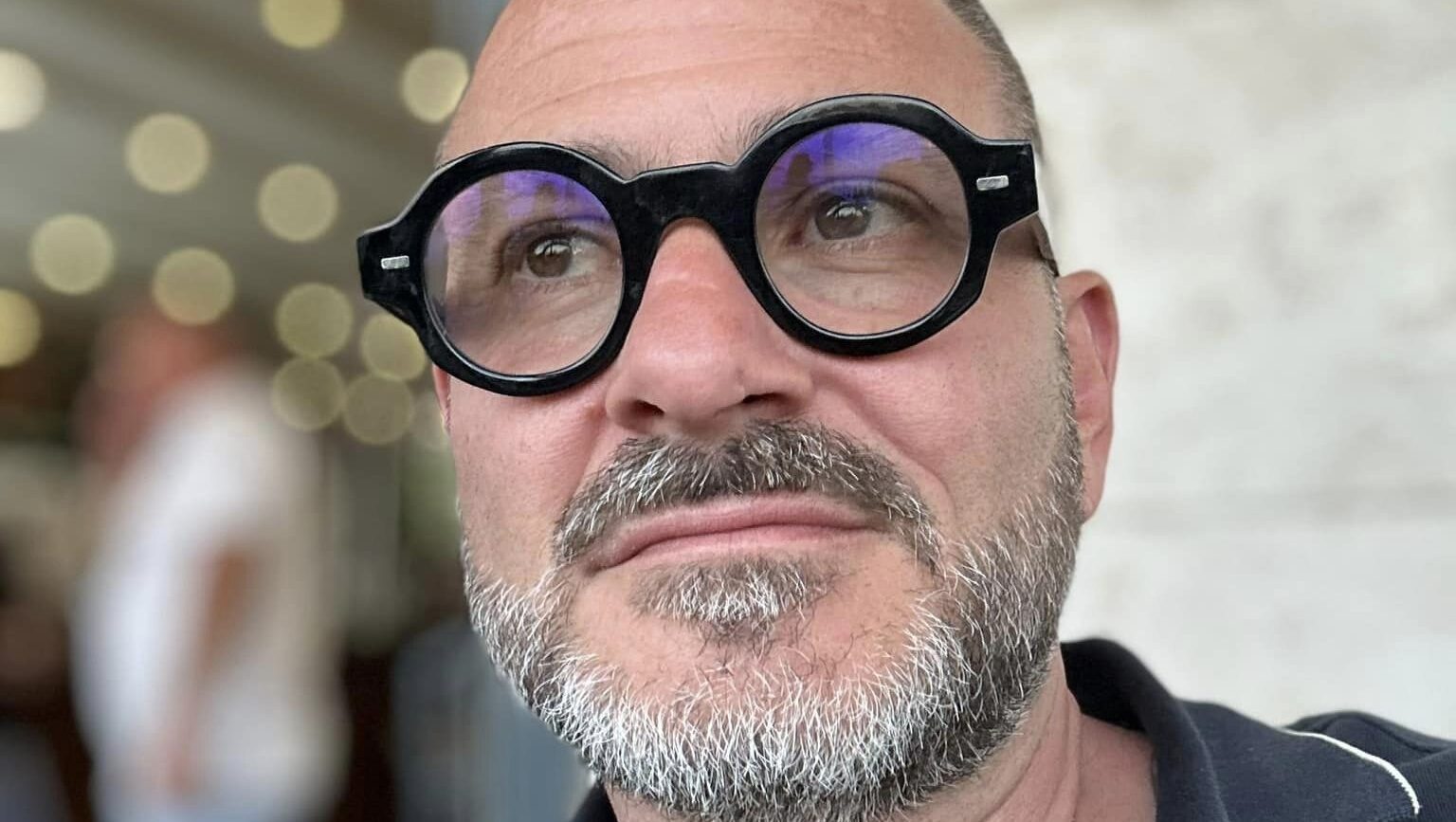 Horia Constantinescu efectuează verificări privind siguranța buteliilor. Peste 1.600 de butelii neconforme descoperite