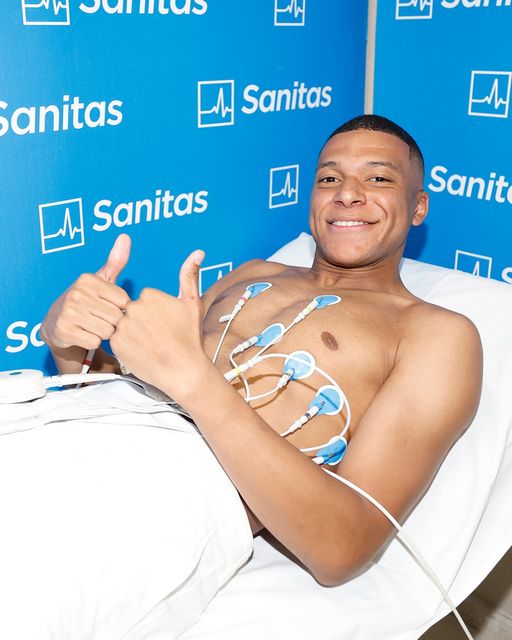 Kylian Mbappe la vizita medicală