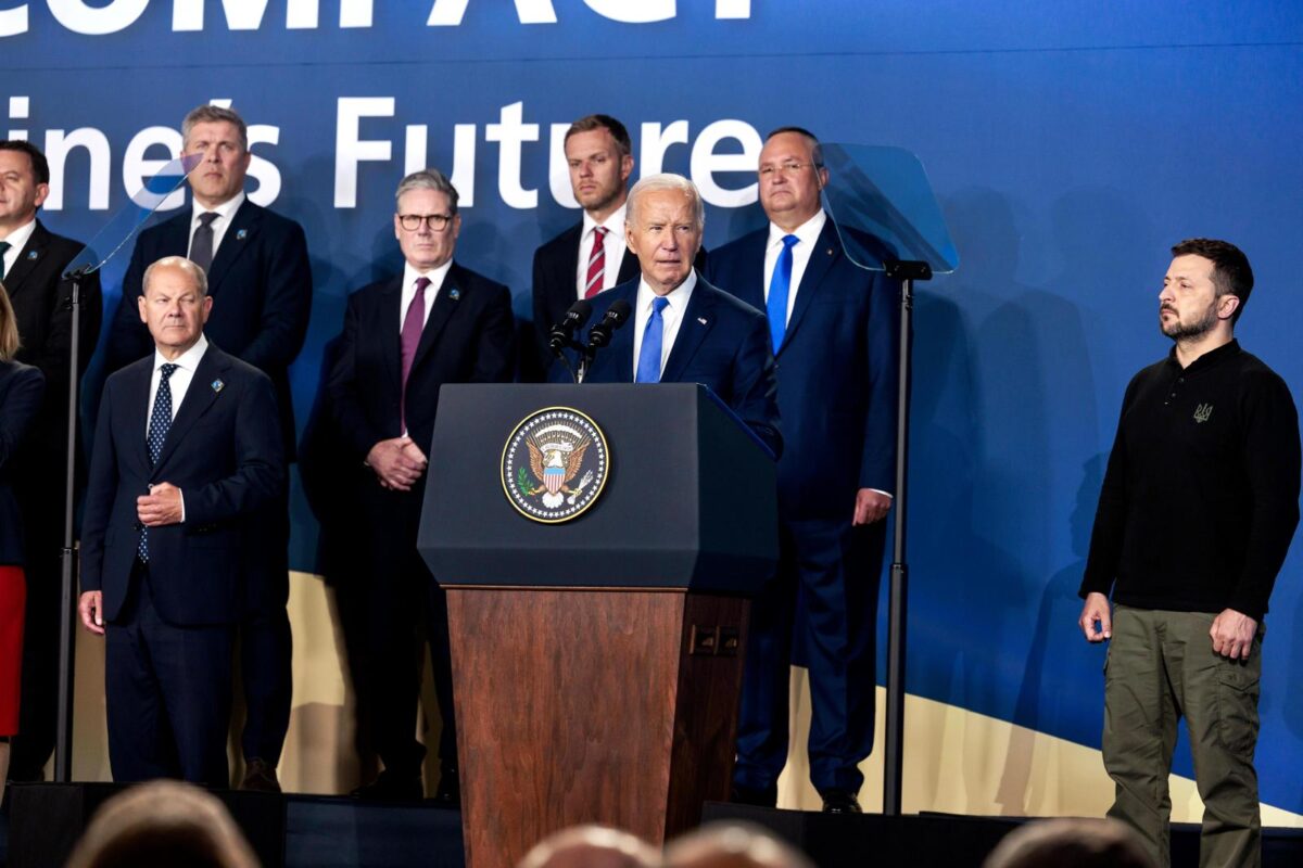 Nicolae Ciucă, alături de președintele Joe Biden la Summitul NATO. Klaus Iohannis, marele absent