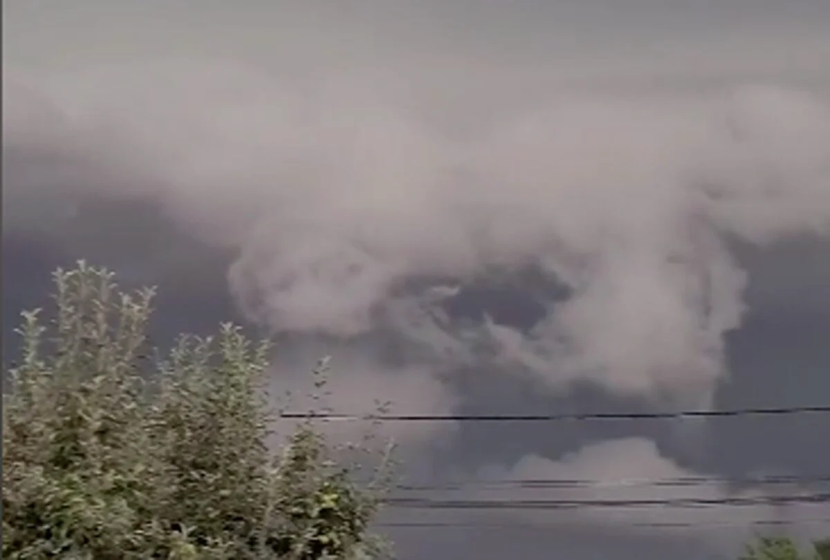 Norii Shelf-Cloud, deasupra României. Când apare acest fenomen meteo rar