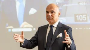 Rareș Bogdan, în Parlamentul European: Estul Europei trebuie susținut și înarmat