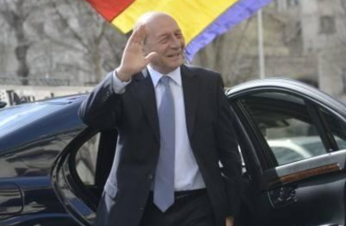 Marele secret al lui Traian Băsescu: O poveste de dragoste ca-n filme