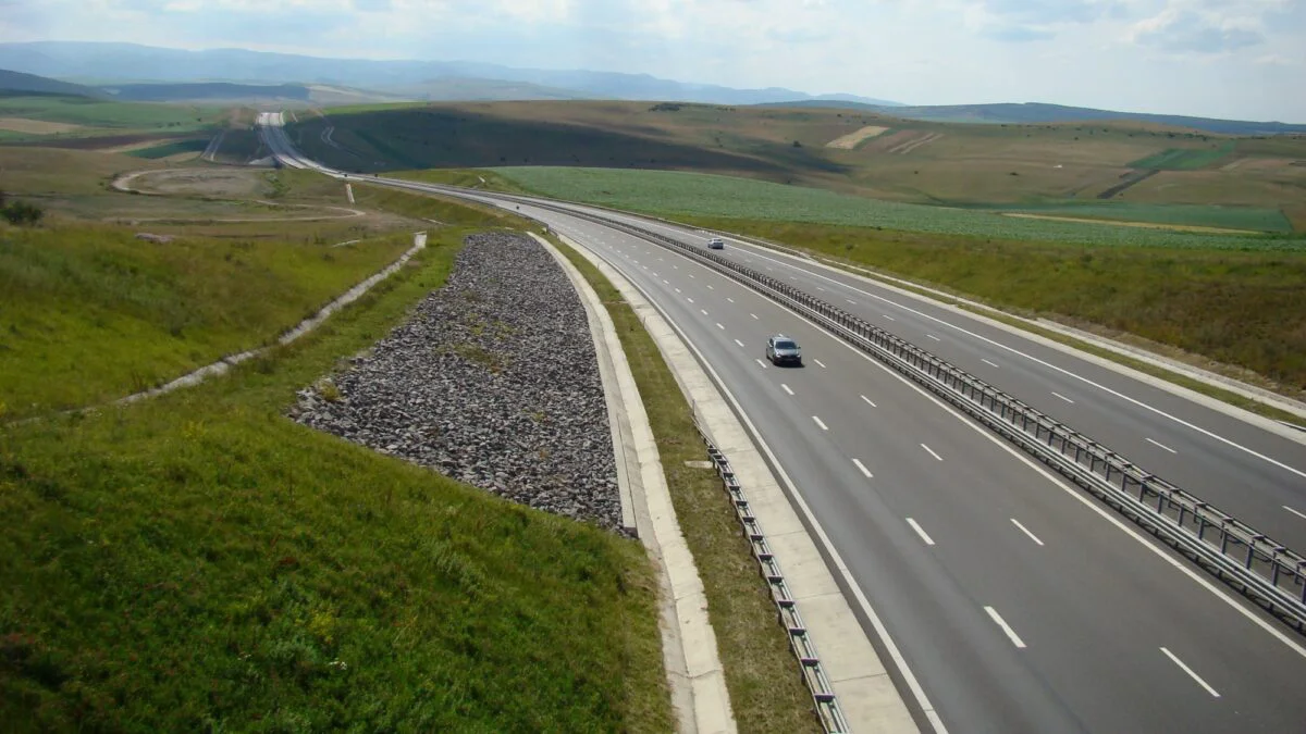 NATO grăbește construcția de autostrăzi. Șosea de mare viteză între România și Grecia