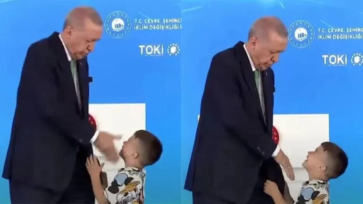 Președinte agresiv. Erdogan a lovit un copil care nu i-a sărutat mâna