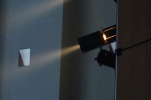 De ce să folosești becuri cu LED în design-ul interior al casei tale