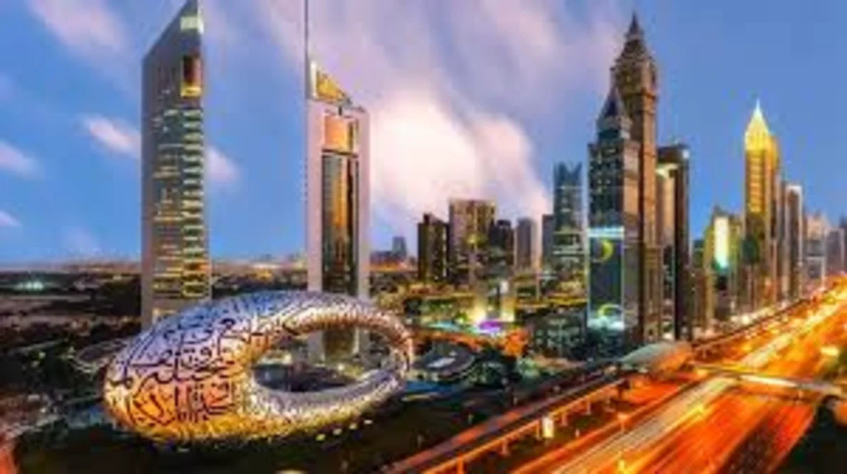 Proiecte futuriste în Dubai. Se construiește cea mai ecologică autostradă din lume