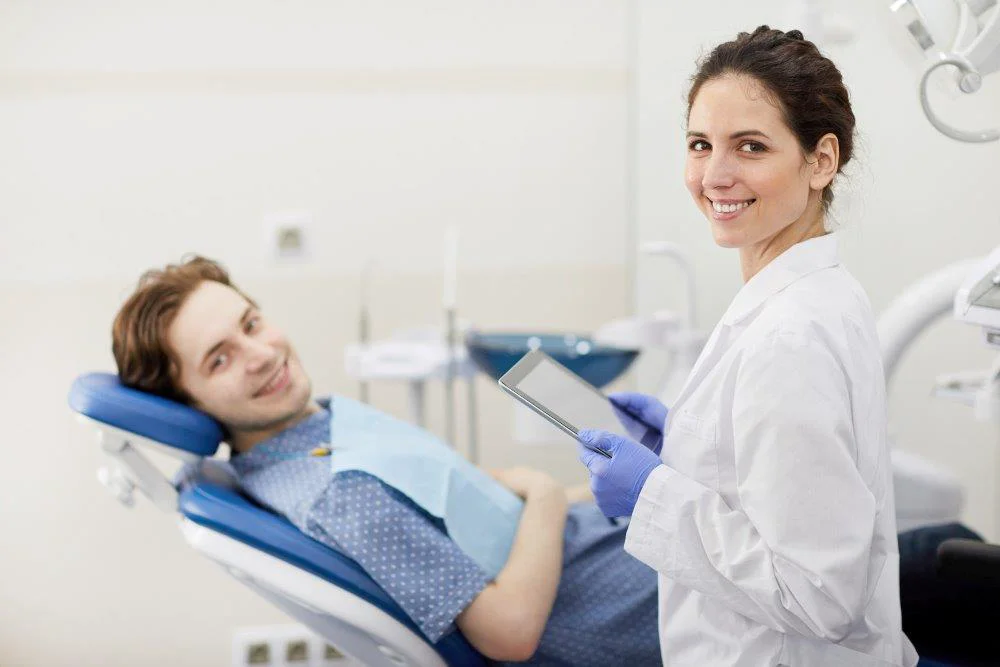 Zâmbește cu încredere: ghidul complet pentru implanturile dentare