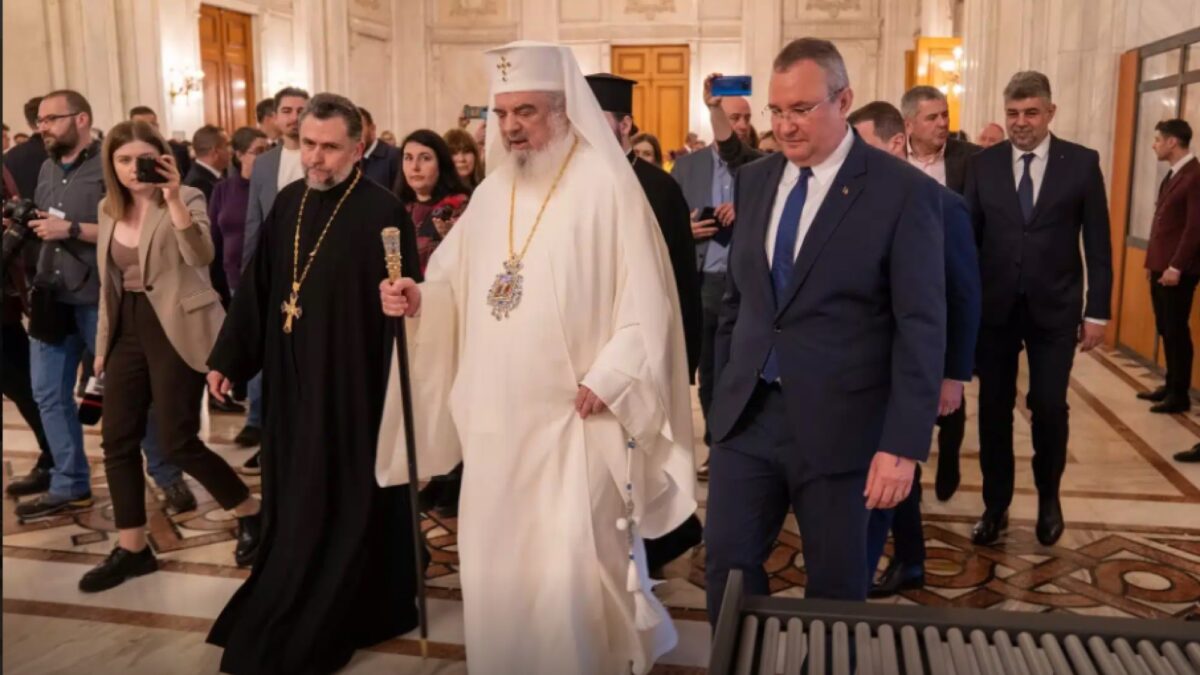 Coaliția de guvernare, ședință după slujba religioasă. Ciolacu și Ciucă, invitați la aniversarea Patriarhului Daniel