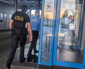 Percheziții la Postul Vamal Leușeni. Mai mulți angajați, bănuiți de corupție