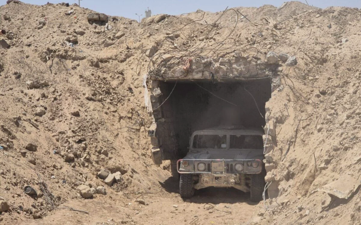 Încă un tunel al teroriștilor palestinieni, descoperit. Prin el pot trece vehicule din și spre Egipt