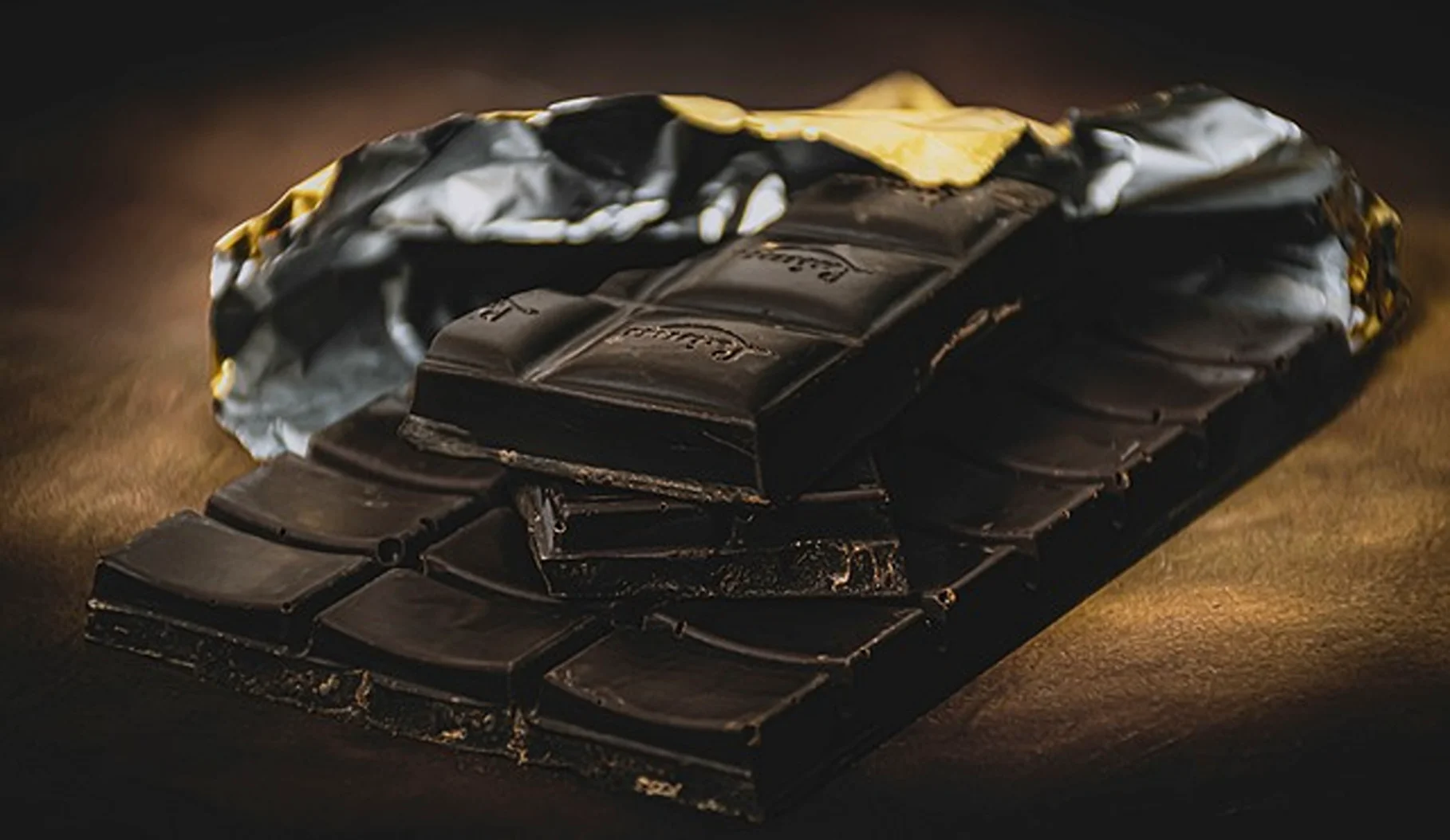 Ciocolată neagră