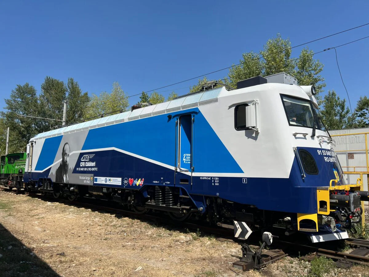 Prima locomotivă electrică modernizată, gata de testare. Când va fi pusă în circulație. Foto