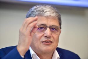 Boloș, despre deficitului bugetar: Parcă am intrat cu toții într-un capitol din Kafka