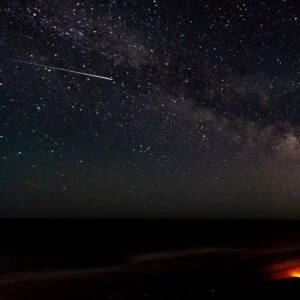 Teoriile cercetătorilor, date peste cap de un meteorit. Când s-au format, de fapt, planetele