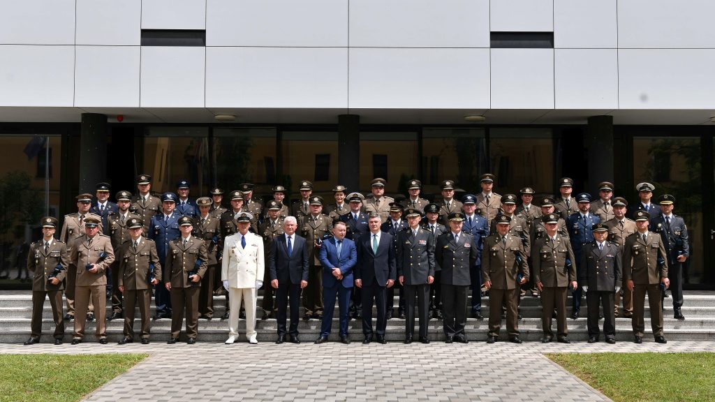 Oficialități politice și militare croate