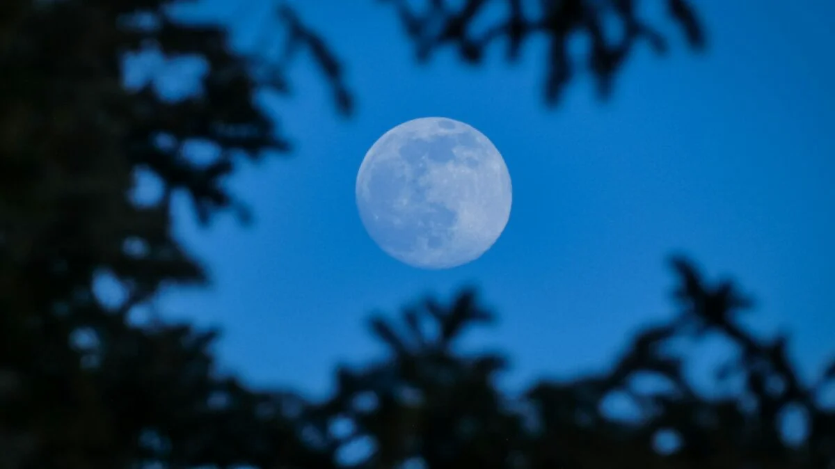 Superluna albastră. Fenomenul astrologic rar se va vedea și în România