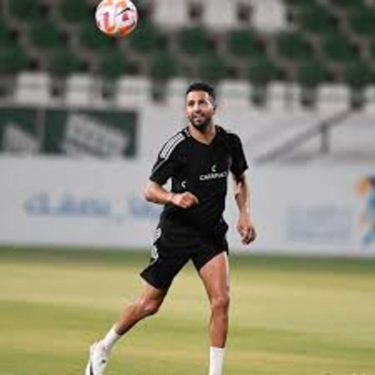 Riyad Mahrez la antrenament. Sursă foto- wikipedia