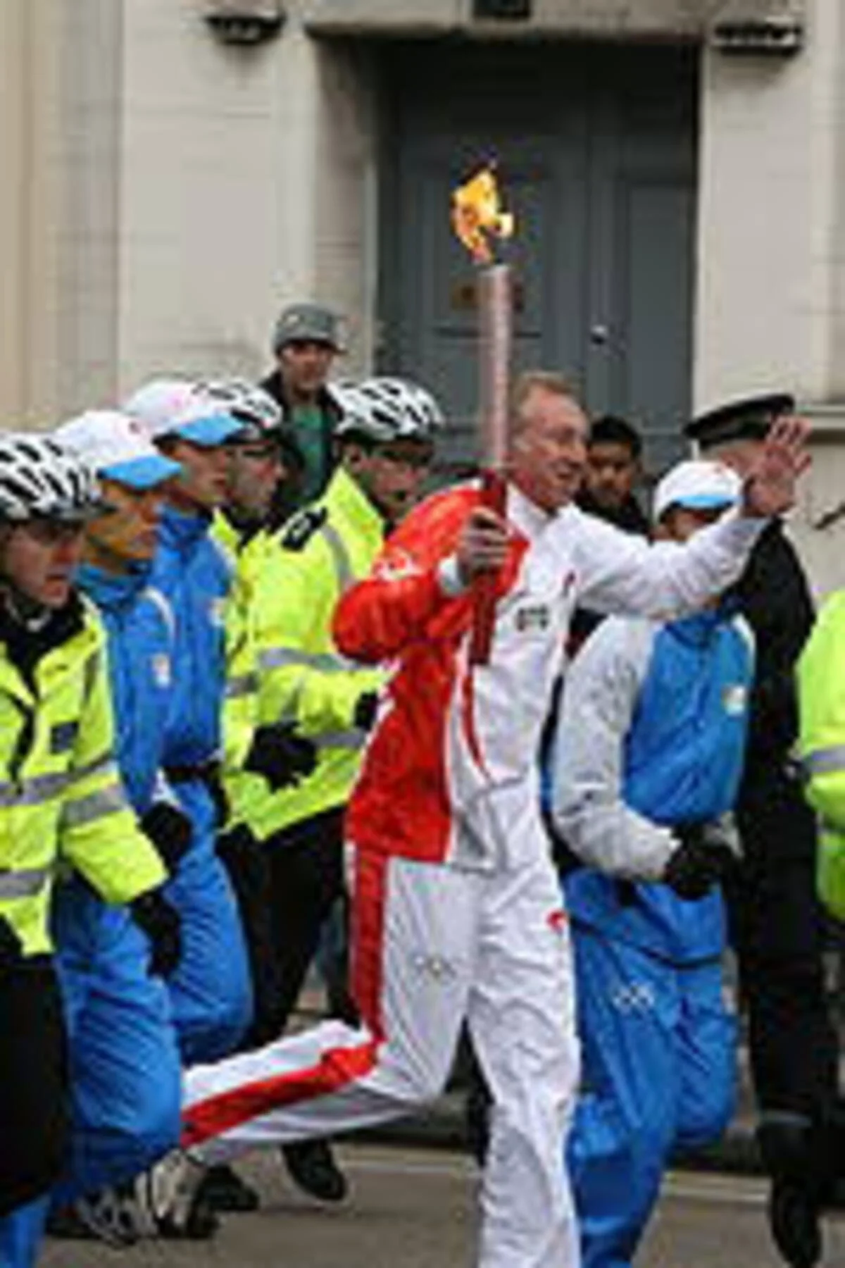 Flacăra olimpică de la Jocurile Olimpice din 2008. Sursă foto- wikipedia