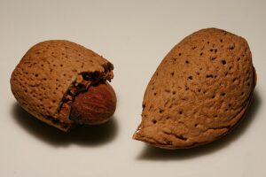 Câteva migdale zilnic te-ar putea ajuta la sănătate