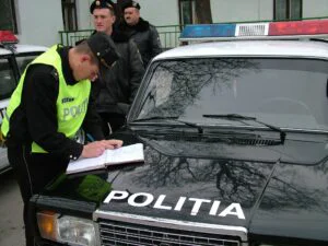 Copilă de 11 ani, victima unei rețele de exploatare