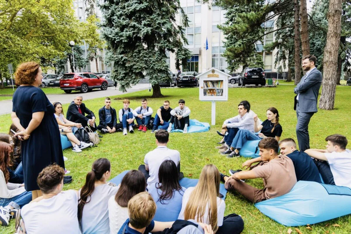 Citește o carte! Biblioteca Europeană, inaugurată în preajma clădirii Guvernului de la Chișinău