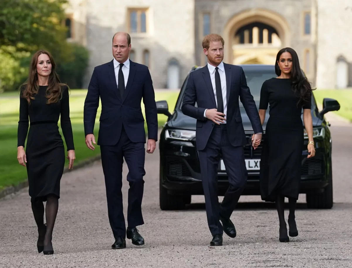 Cât costă tăcerea lui Harry. Prințul și soția sa, Meghan, vor împăcare