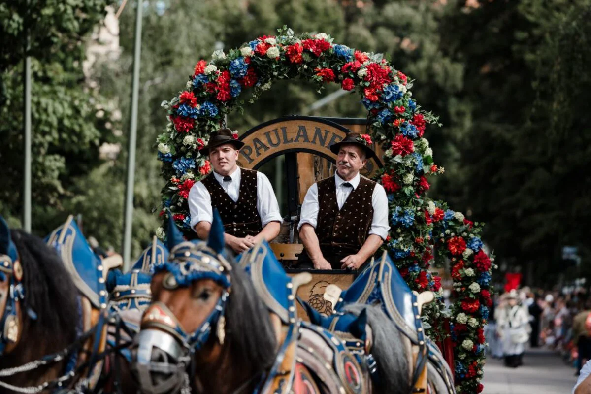 Oktoberfest 2024: Tradiție, măsuri sporite de securitate și scumpiri la festivalul din Munchen