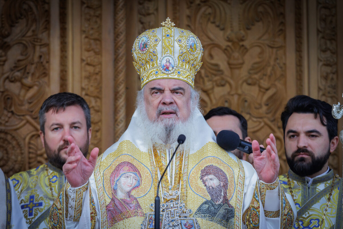 Patriarhul Daniel, mesaj de binecuvântare la început de an universitar