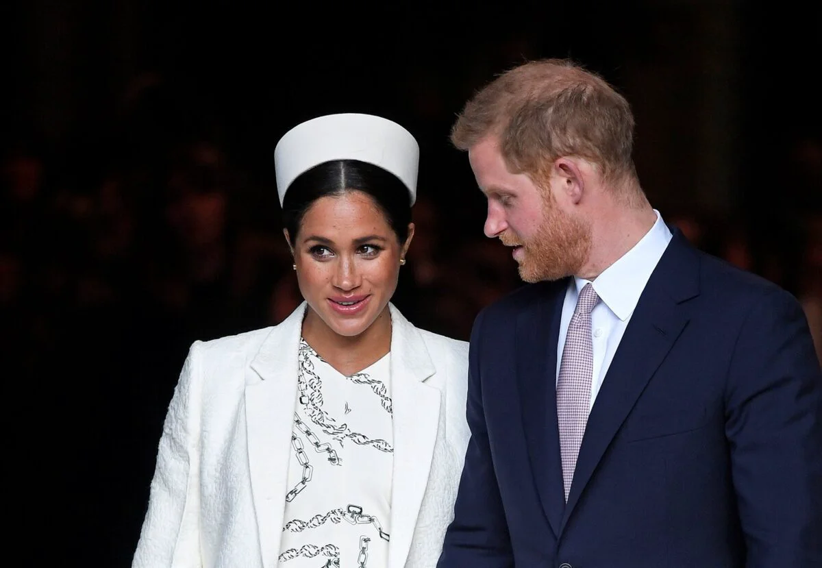 Se întoarce Meghan Markle în Marea Britanie, de Crăciun? E fierbere mare în Insulă