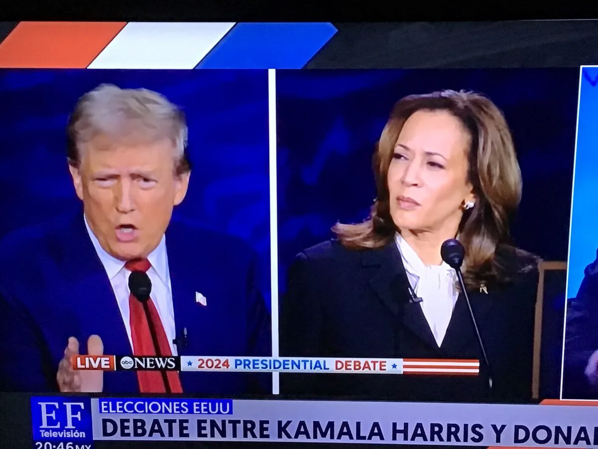 Trump și Kamala Harris s-au luat la harță din cauza unui proiect. Ce este Project 2025? Video