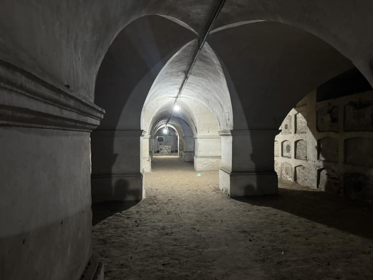 Catacombele din Sibiu, deschise publicului doar o lună. Un loc plin de istorie, care copleșește