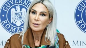 Raluca Turcan: niciun premier respectabil nu își critică public miniștrii. Evaluările nu se fac la televizor