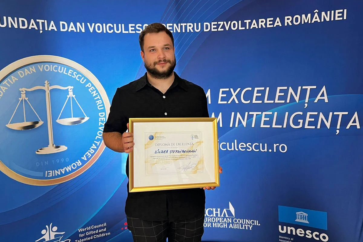 Studenții români își cer viitorul înapoi. Fundația Dan Voiculescu a premiat cea mai bună soluție pentru dezvoltarea României