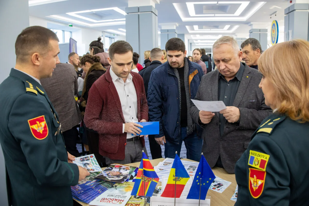 Guvernul organizează un Târg de cariere. Peste 150 de funcții publice vacante expuse la concurs