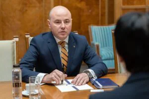 Scandal pe eșecul Visa Waiver. Simion îi cere demisia ambasadorului din SUA