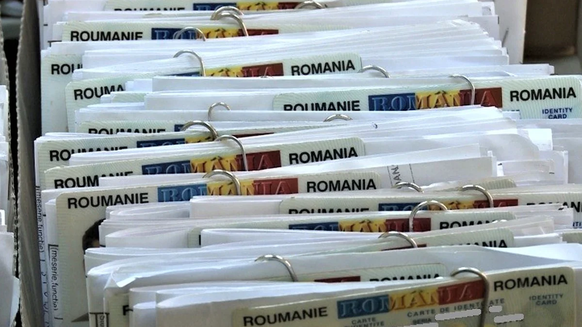 Un nou tip de Carte de Identitate pentru români. Data până la care trebuie schimbate actele