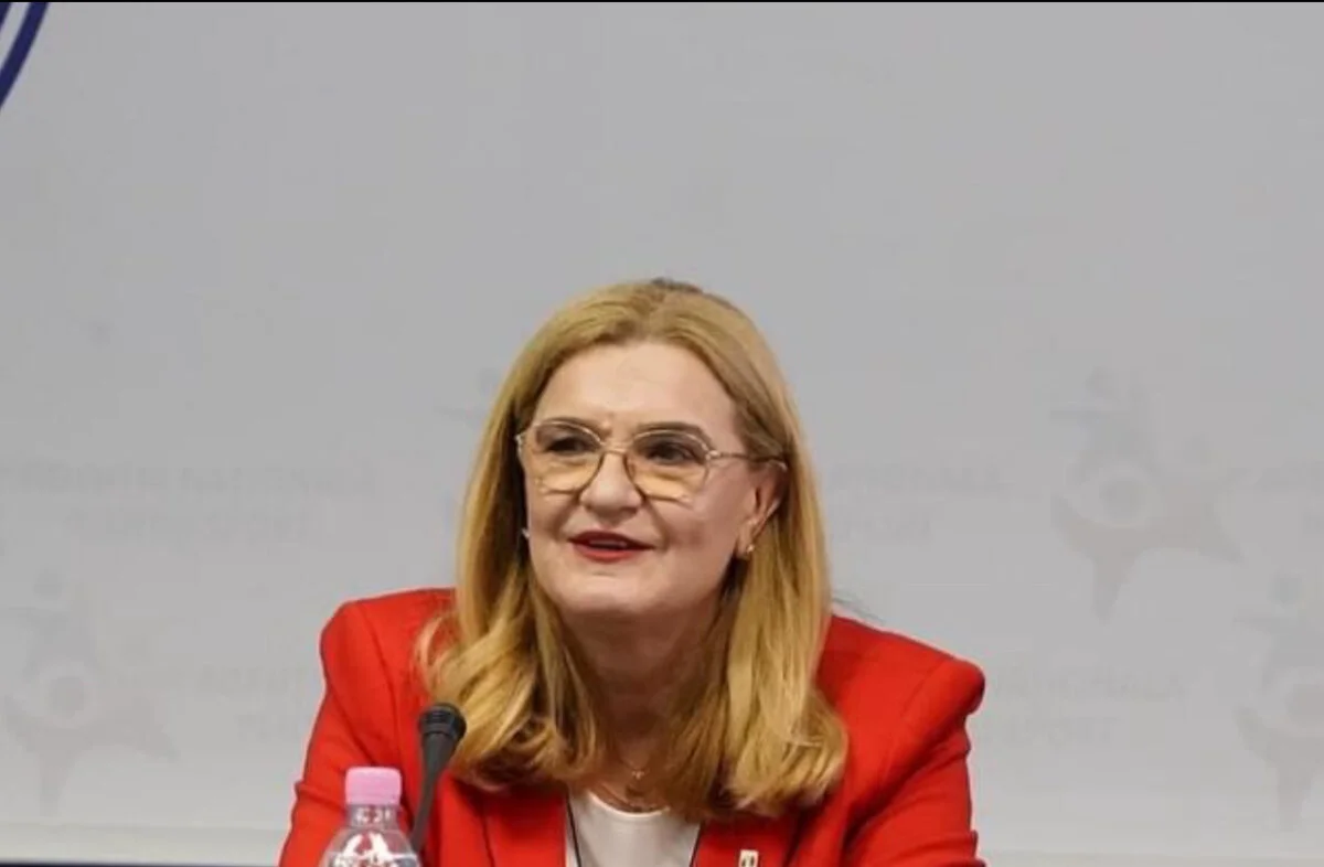 Funcționara FRC are salariu de patru ori mai mare, de fapt. Afirmațiile făcute de Elisabeta Lipă, false