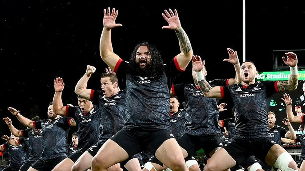 Un rugbist englez a criticat dur haka istorică a All Blacks: Este ridicolă