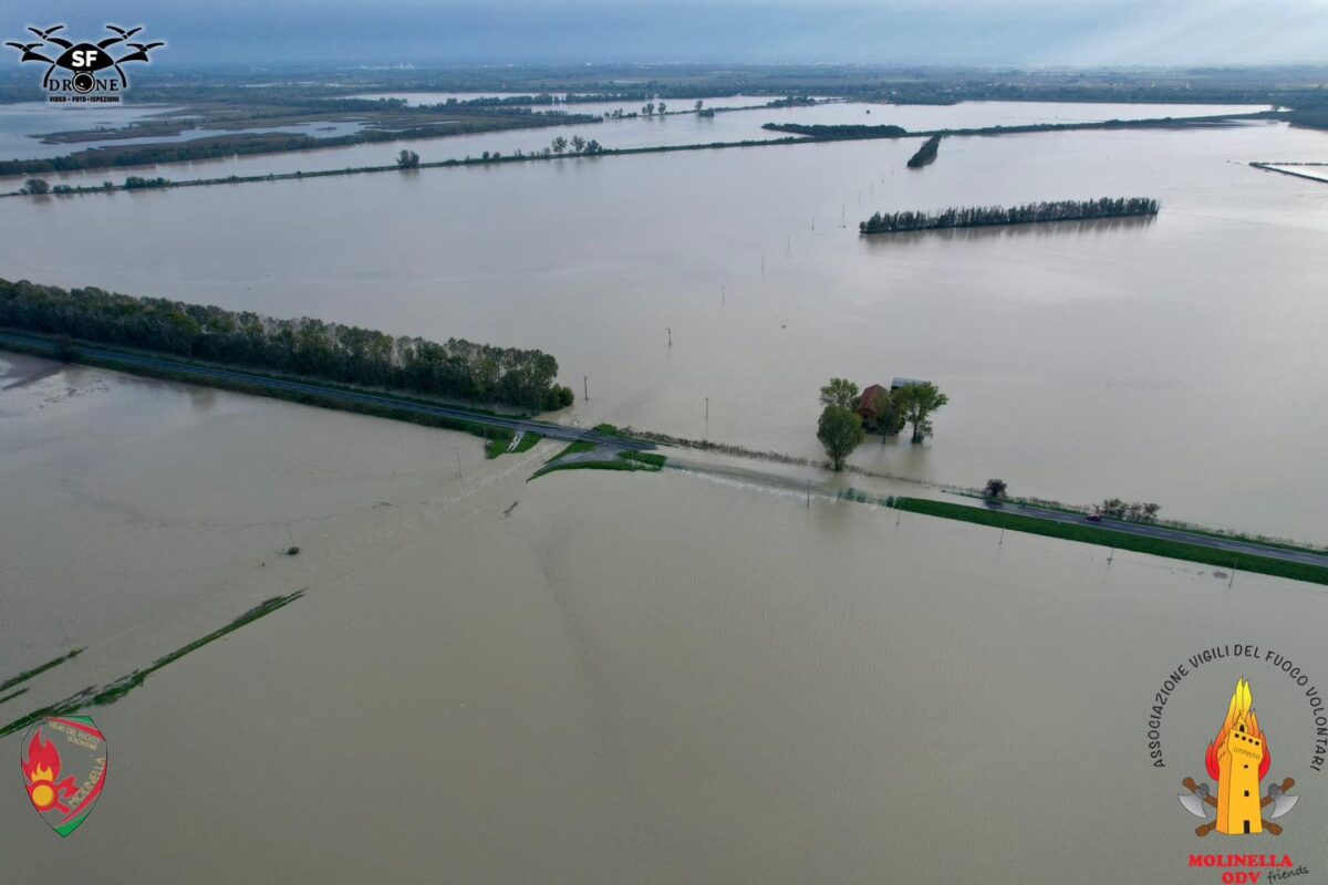 Cod Galben pe râuri din cinci județe până sâmbătă dimineața