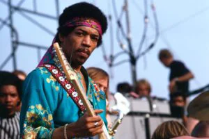 Înregistrări nemaiauzite cu Jimi Hendrix, scoase la licitație. Casetele au fost găsite întâmplător