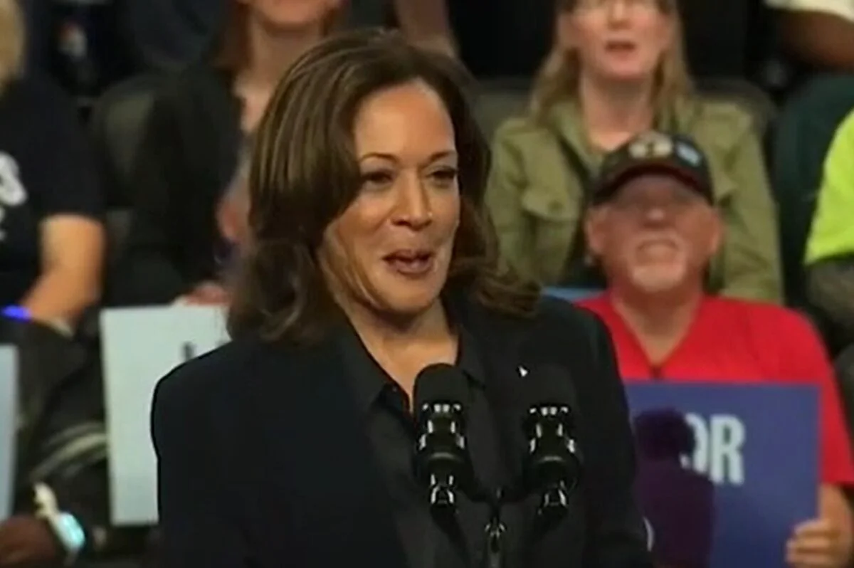 Kamala Harris s-a făcut de râs. Dacă vorbește liber, nu leagă două vorbe