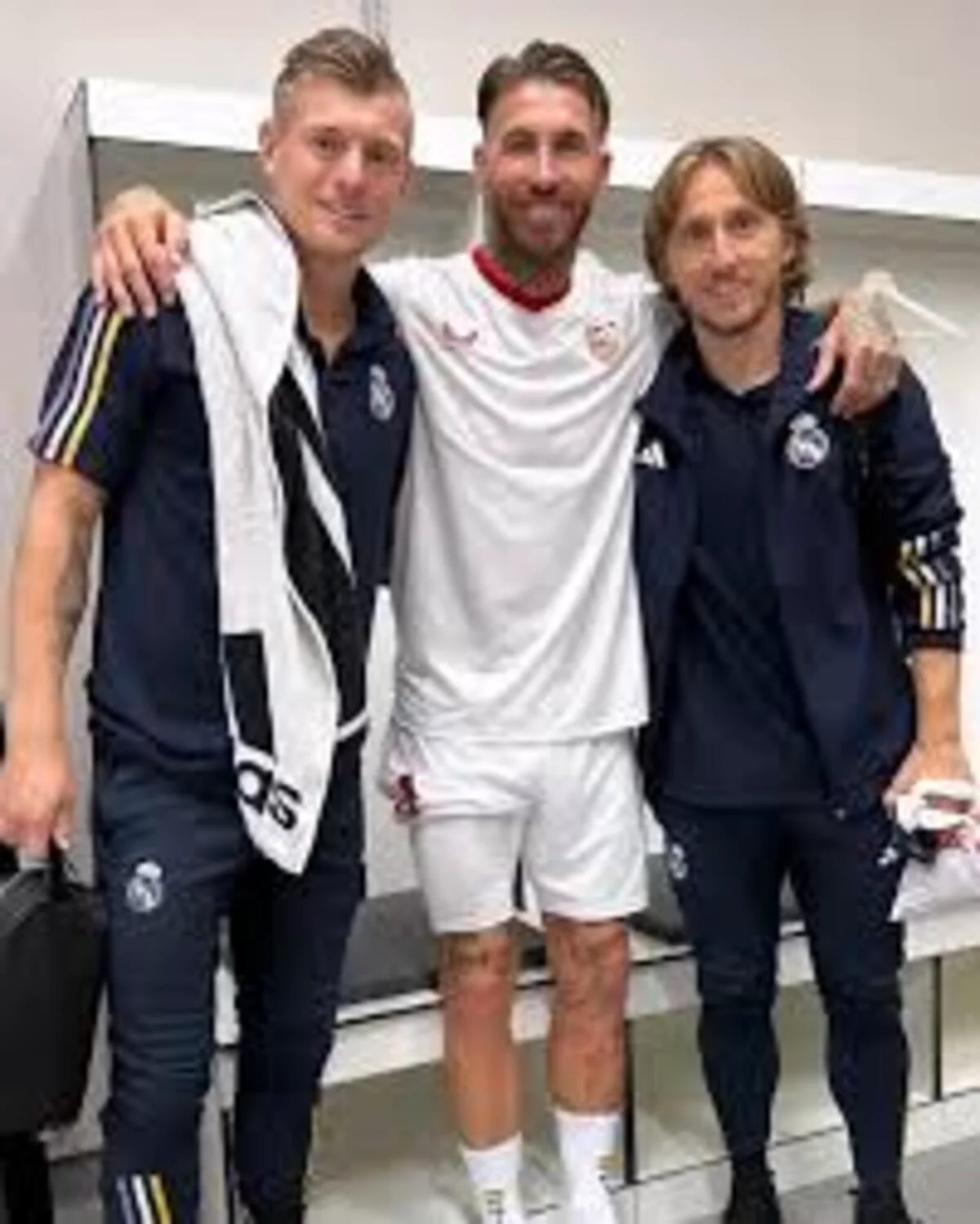 Luka Modric cu Ramos și Kross. Sursă foto: instagram