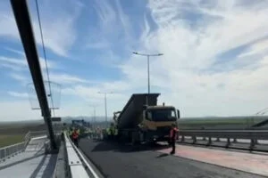 Drumul nou spre Tulcea. Asfalt refăcut înainte de deschiderea oficială