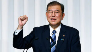 Premierul japonez Ishiba ar urma să demisioneze luna următoare