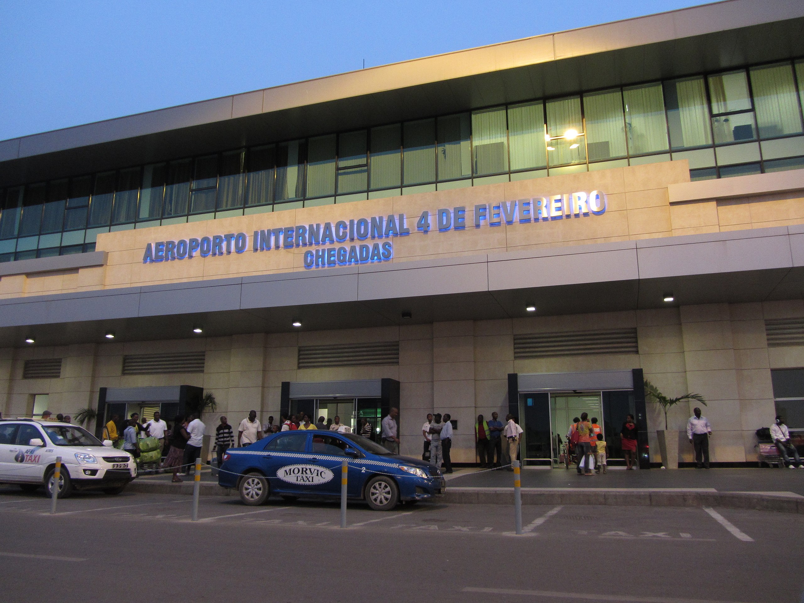 Aeroportul Internațional Quatro de Fevereiro din Luanda