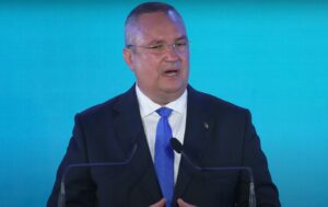 Ciucă, program pentru Cotroceni: Președintele unifică societatea și presează guvernul să-și respecte angajamentele