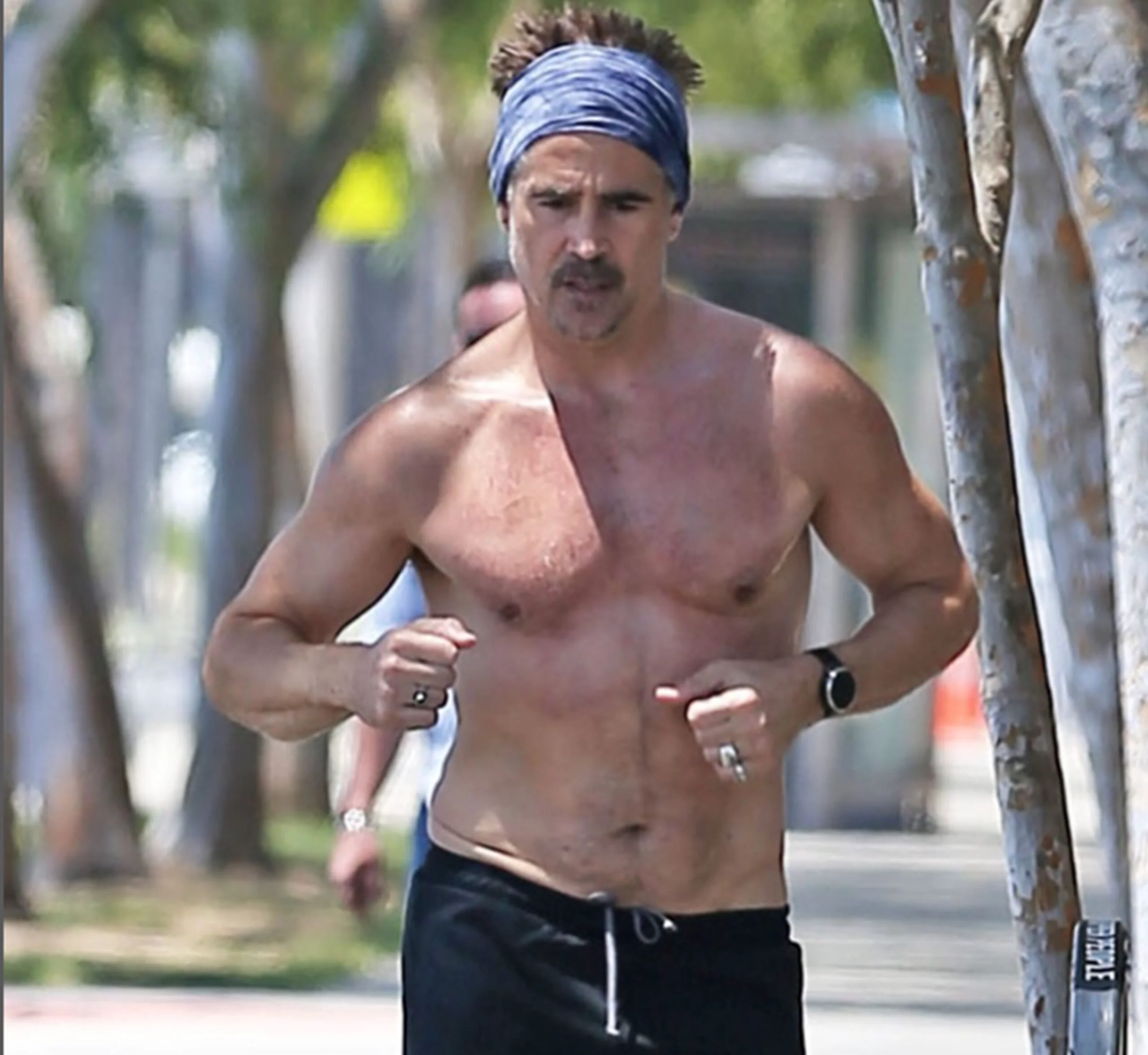 Colin Farrel a impresionat la maratonul din Dublin. 