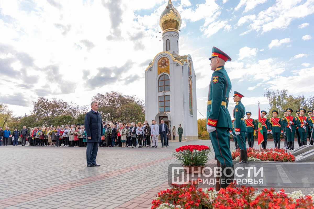 Cele două fețe ale liderului de la Tiraspol. Promite acces liber la vot, dar sperie cu eventuale provocări