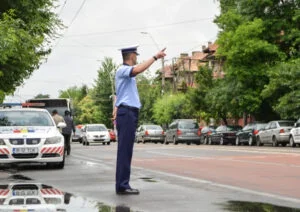 Greșeala care îi lasă pe șoferi fără talon. Dreptul de circulație, suspendat