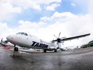 Membrii CA al TAROM, indemnizații duble. Ministerul Transporturilor a votat majorarea pe fondul pregătirii Legii austerității